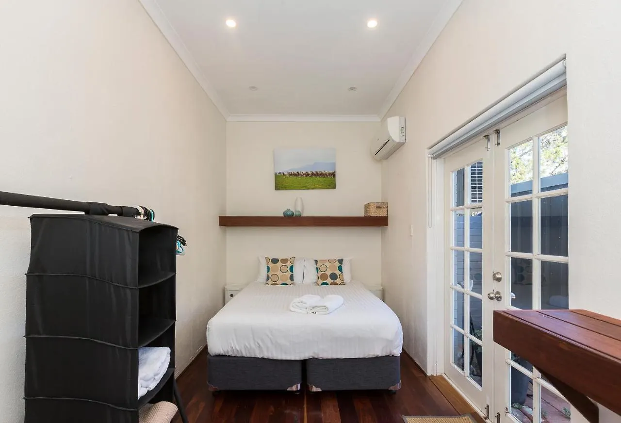 Urbanstyle Claremont Apartment Perth 0*,